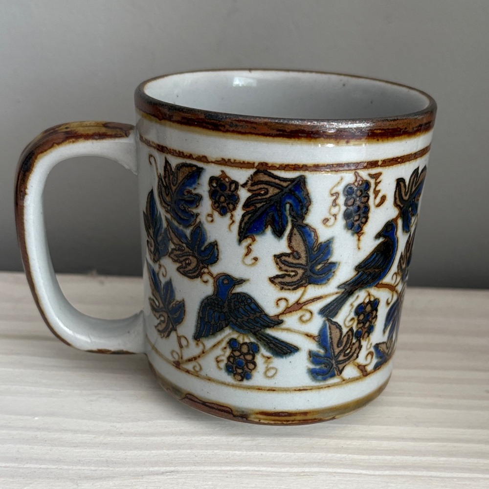VTG Otagiri Bird & Vine Ceramic Mug in Brown and Blue